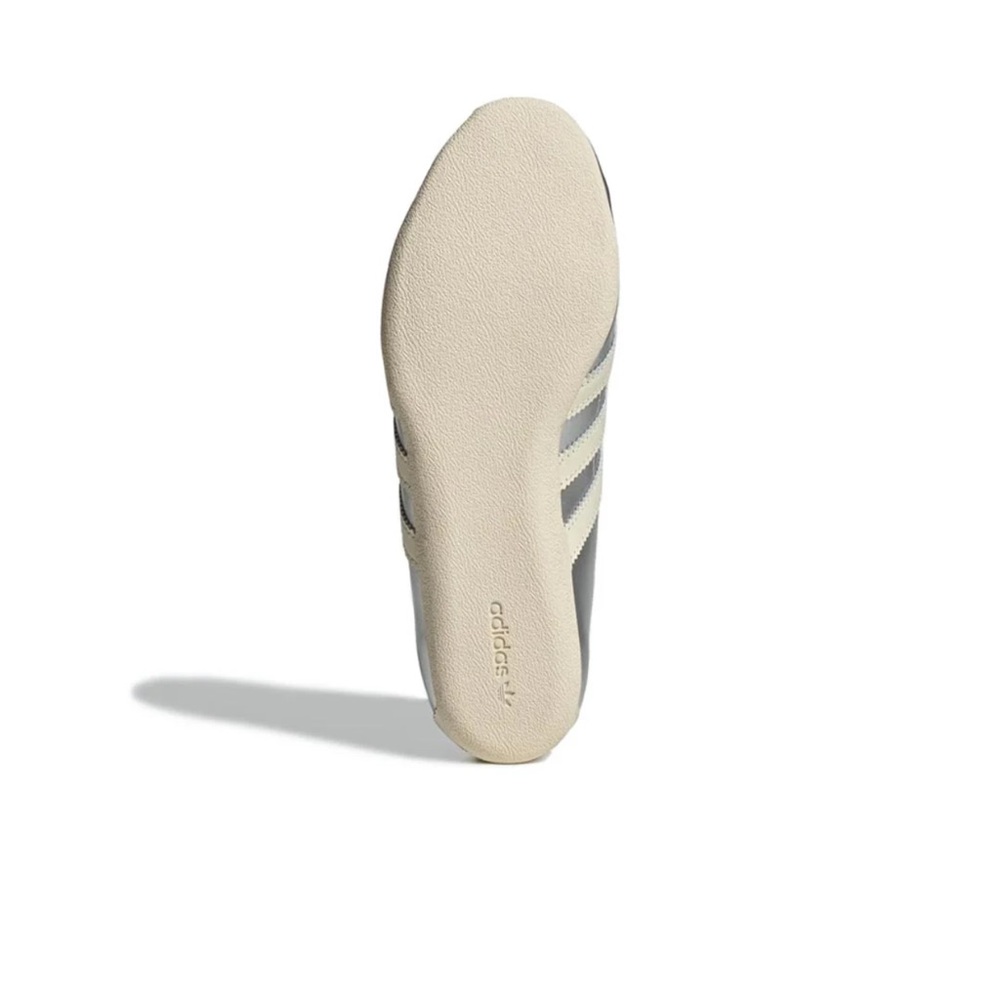 adidas Tokyo Metallic Silver women’s - Picture 6 of 7